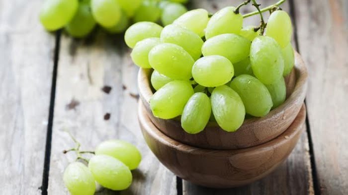 Blanquea los Dientes con Uvas