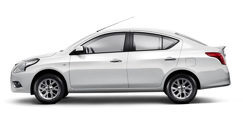 Descargar Manual Nissan Versa 2015 de Propietario