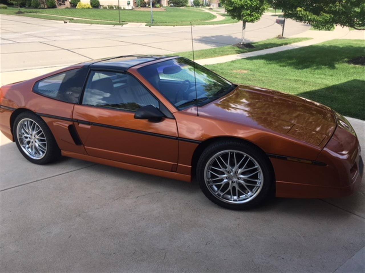 Fiero1988