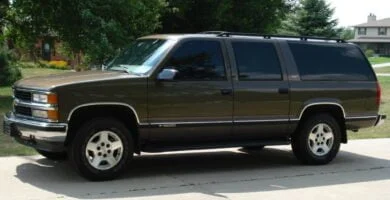 Descargar Manual de Propietario CHEVROLET SUBURBAN 1997 Gratis PDF