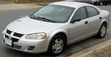 Descargar Manual de Propietario DODGE Stratus Sedan 2006 en PDF Gratis