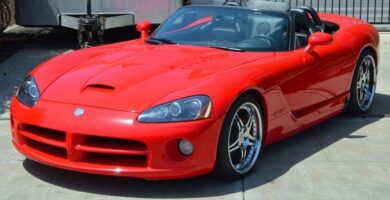 Descargar Manual de Propietario DODGE Viper 2005 en PDF Gratis