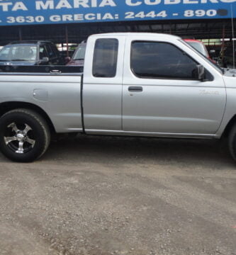 Descargar Manual de Propietario NISSAN FRONTIER 2001 en PDF Gratis