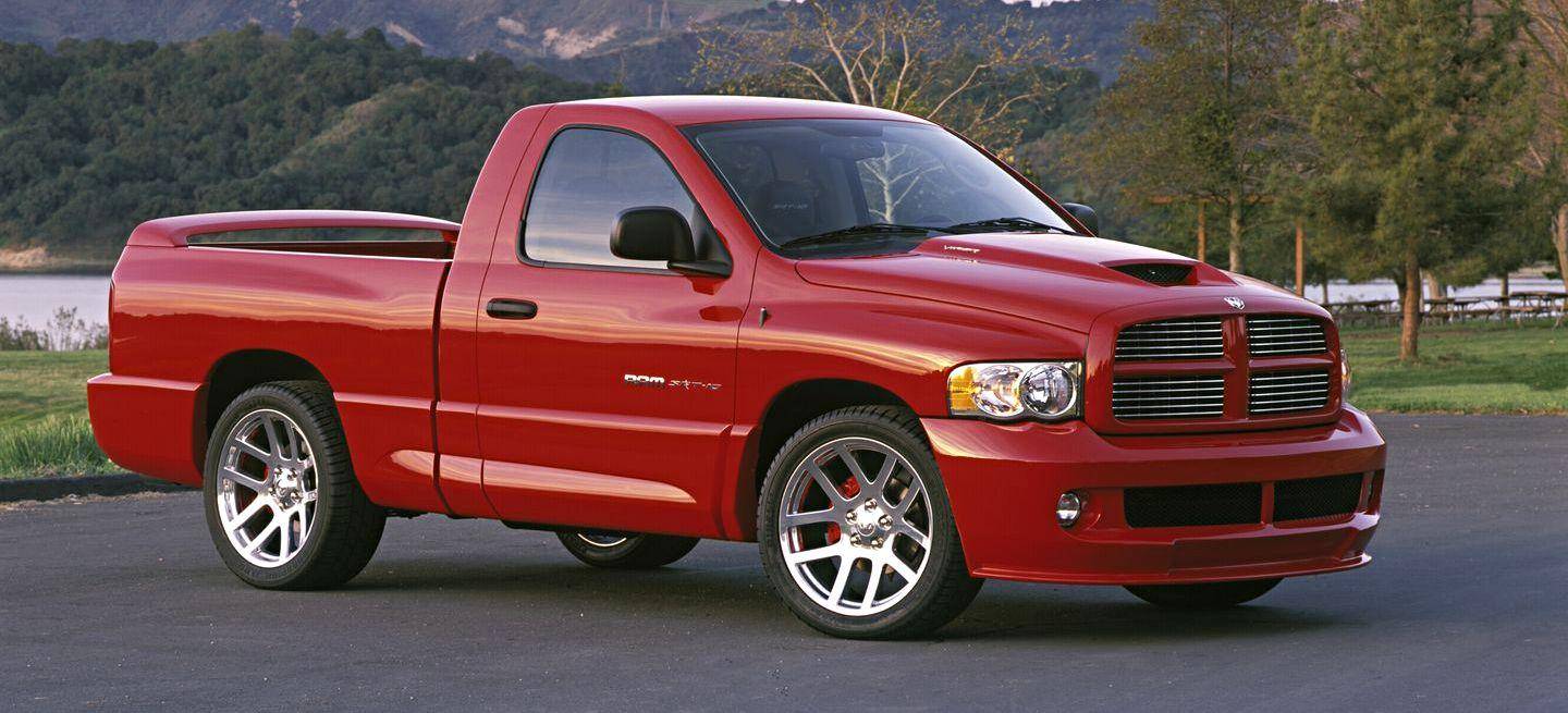 Descargar Manual de Propietario DODGE Ram SRT10 2004 en PDF Gratis