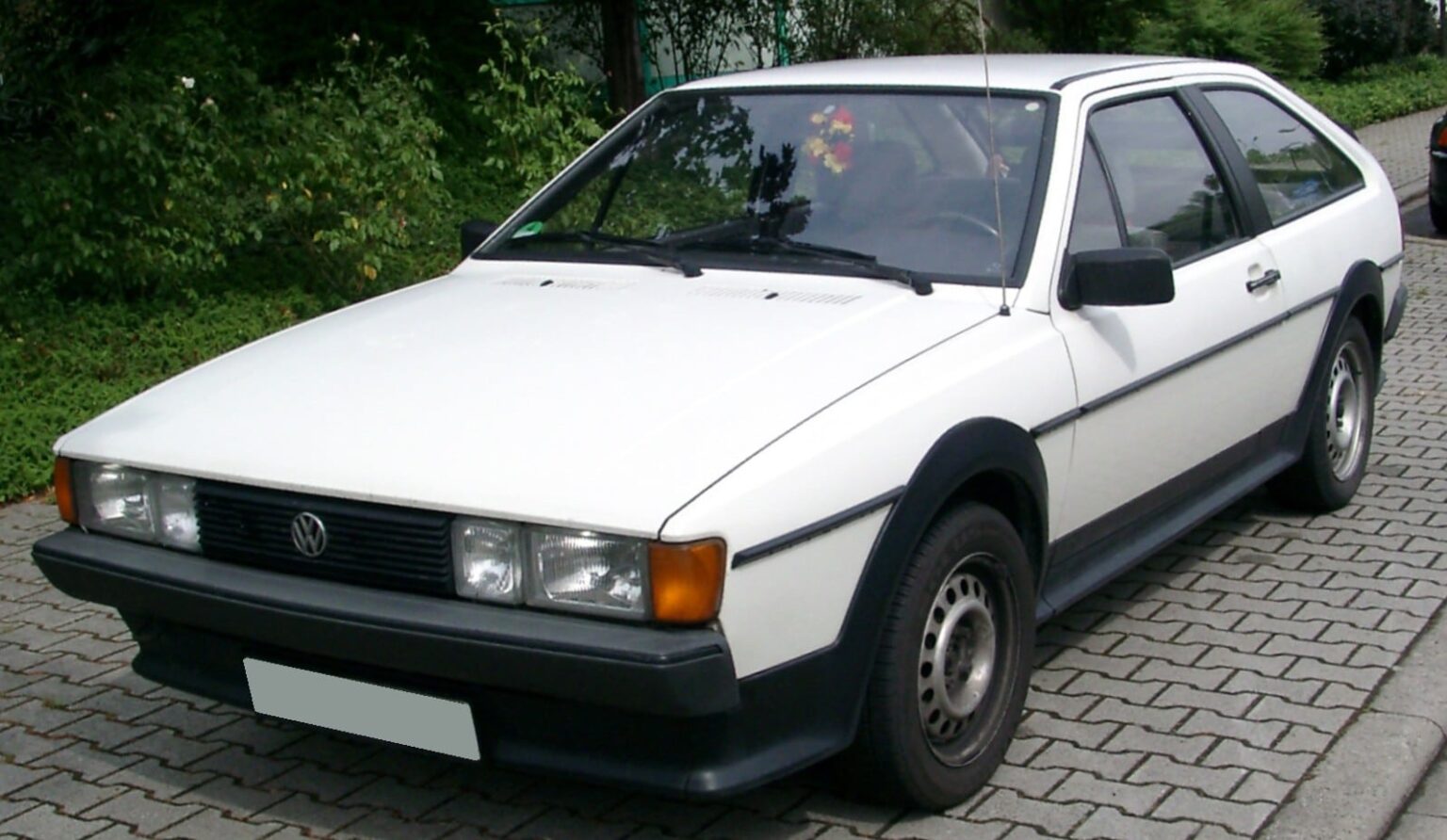 Download SCIROCCO Parts Catalog 1990