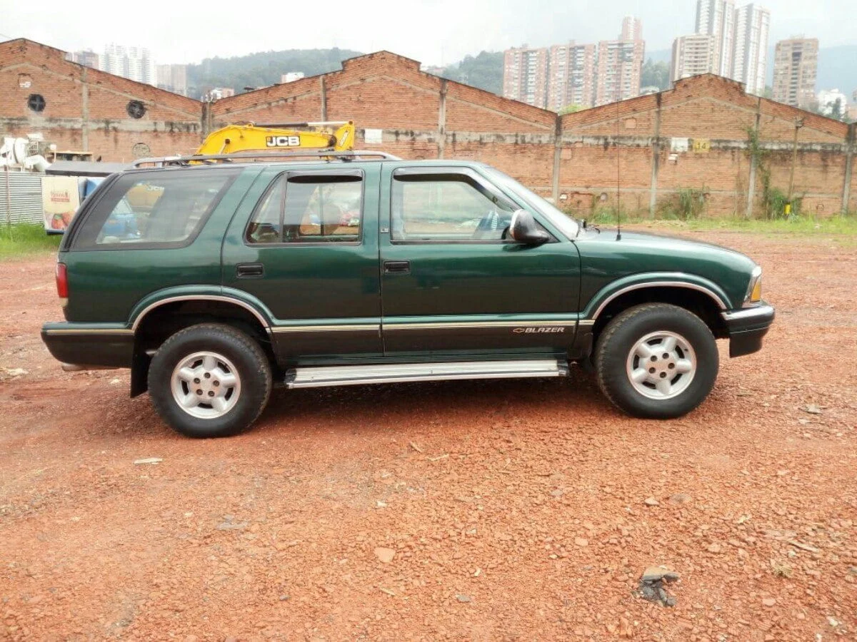 Descargar Manual de Propietario CHEVROLET Blazer 1996 en PDF Gratis