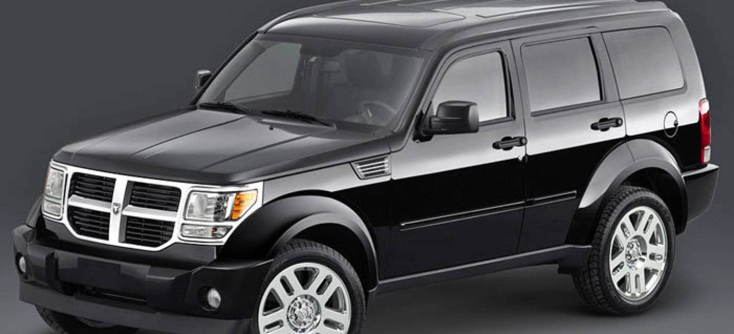 Descargar Manual de Propietario DODGE Nitro 2010 en PDF Gratis