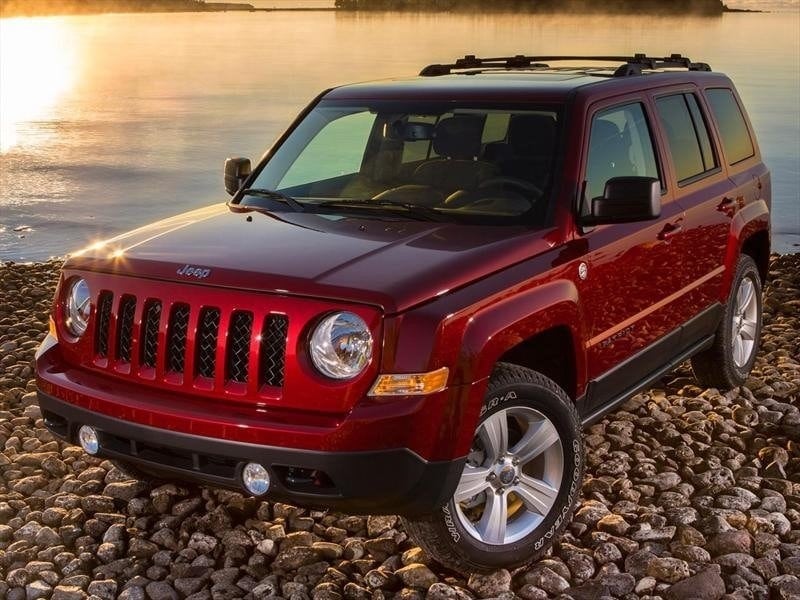 Descargar Manual de Usuario JEEP Patriot 2007 en PDF Gratis