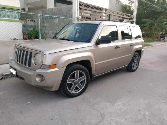 Descargar Manual de Propietario JEEP Patriot 2009 en PDF Gratis