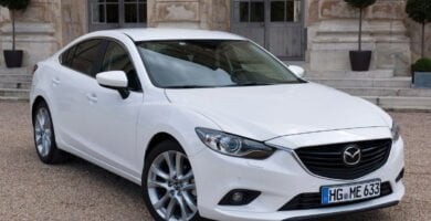 Descargar Manual de Propietario MAZDA 6 2013 en PDF Gratis