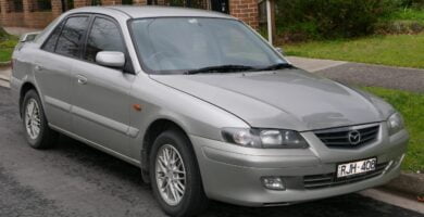 Descargar Manual de Propietario MAZDA 626 2002 en PDF Gratis