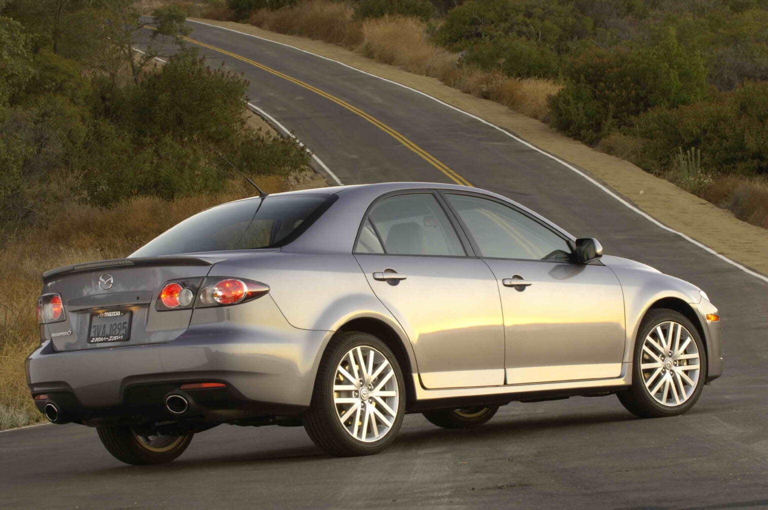 Descargar Manual de Propietario MAZDA 6 Speed 2006 en PDF Gratis