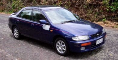 Mazda323-1996c