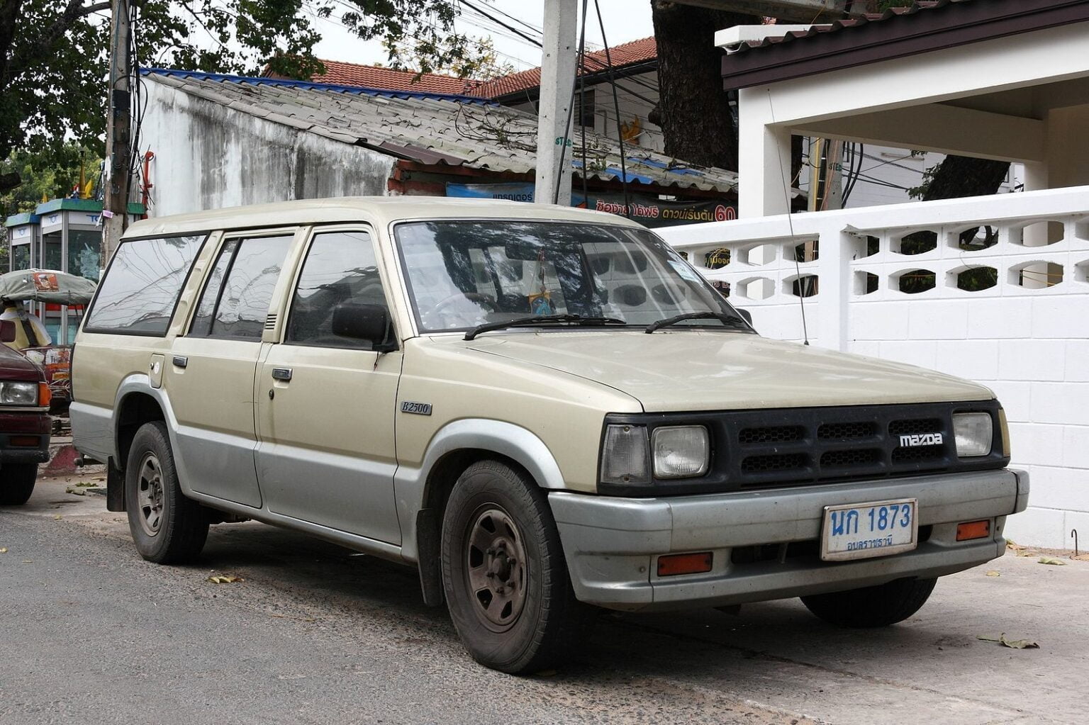 MazdaB2500-1996c