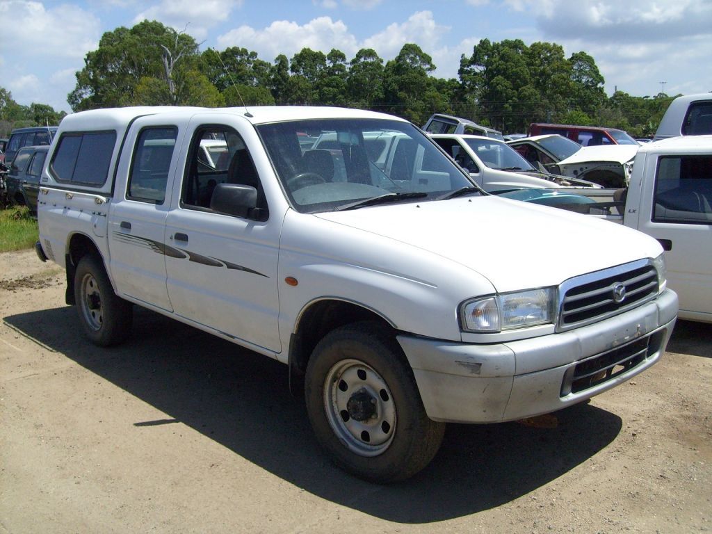 MazdaB2600-2002c