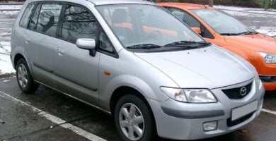 MazdaPremacy-1999c