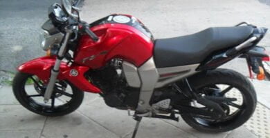 Manual de Moto Yamaha 1ES1 2011 DESCARGAR GRATIS