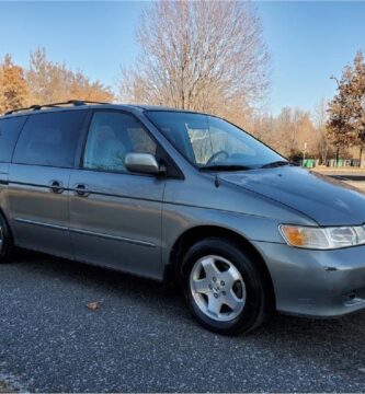 Descargar Manual Honda Odyssey 2001 de Usuario