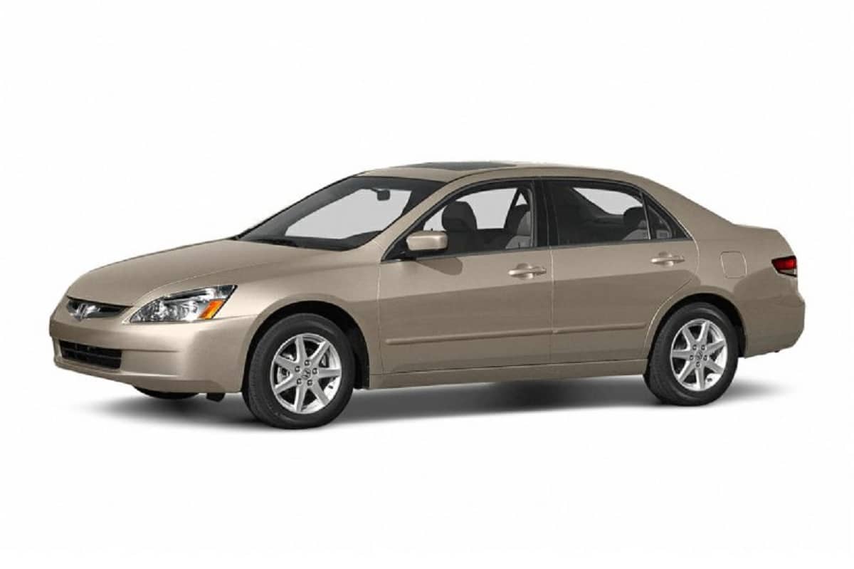 Manual de Propietario HONDA Accord Sedan 2004 Descargar PDF Gratis