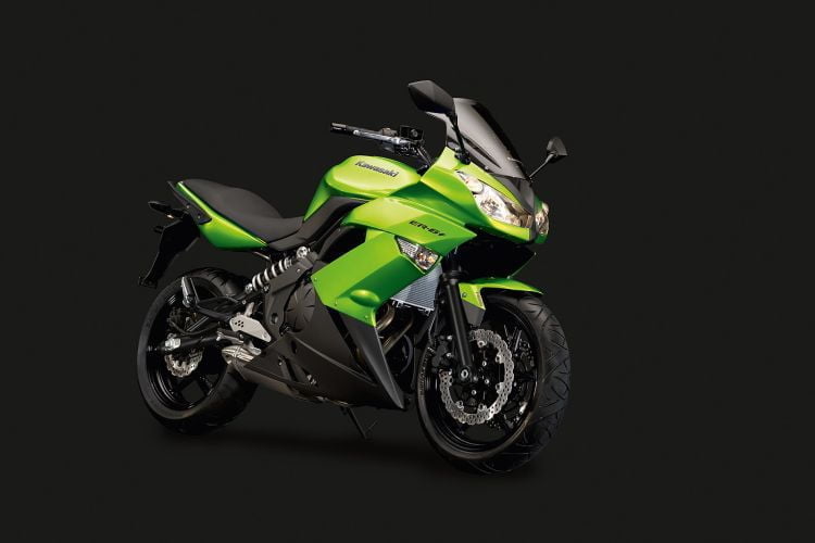 Descargar Manual en Español Kawasaki ER 6F ABS 2010 de Usuario PDF GRATIS