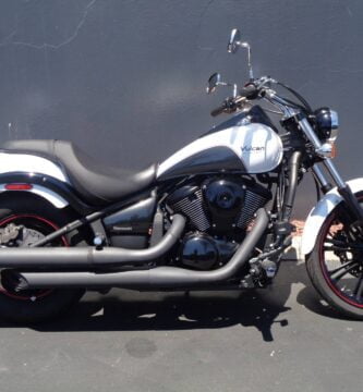 Descargar Manual en Español Kawasaki VN900 CUSTOM 2016 de Usuario PDF GRATIS