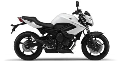 Descargar Manual en Español Yamaha XJ6-N 2013 de Usuario PDF GRATIS