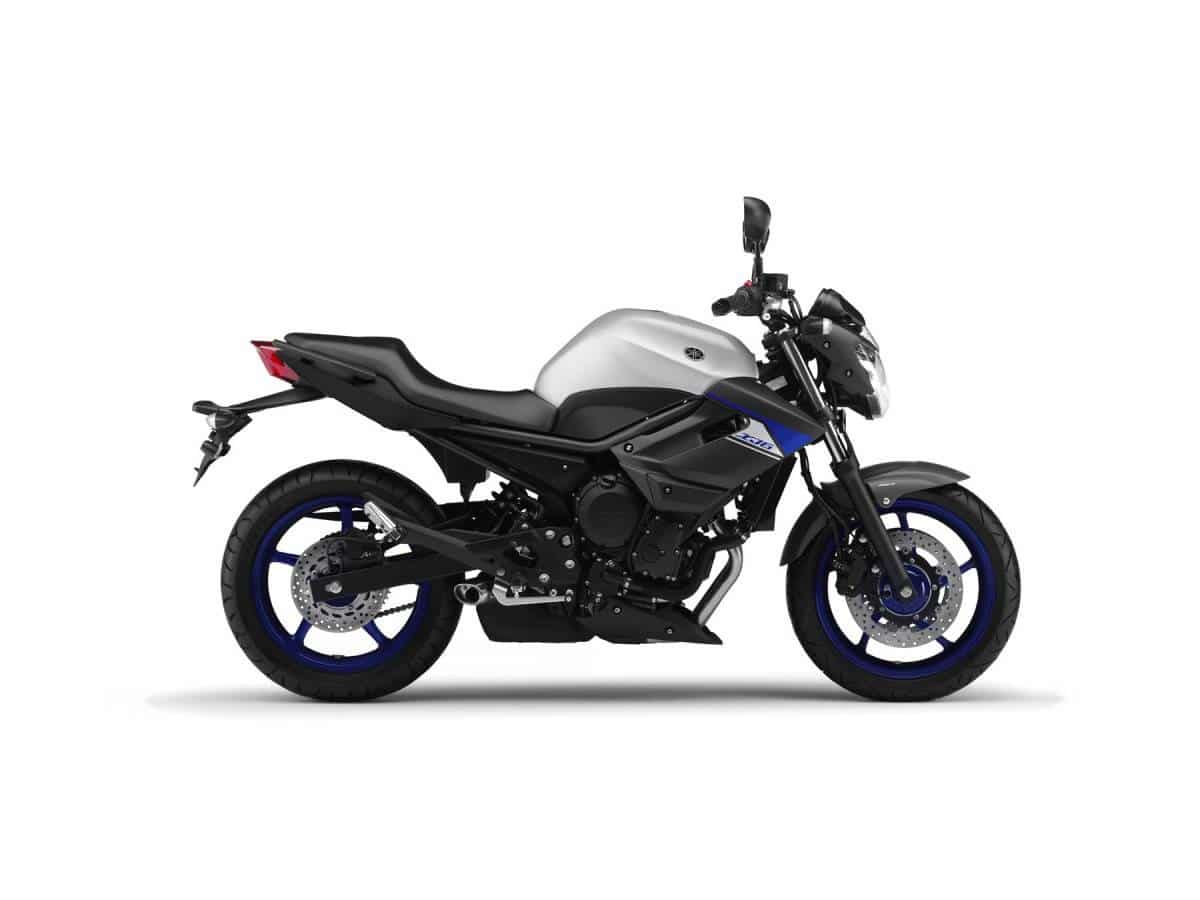 Descargar Manual en Español Yamaha XJ6-S 2015 de Usuario PDF GRATIS