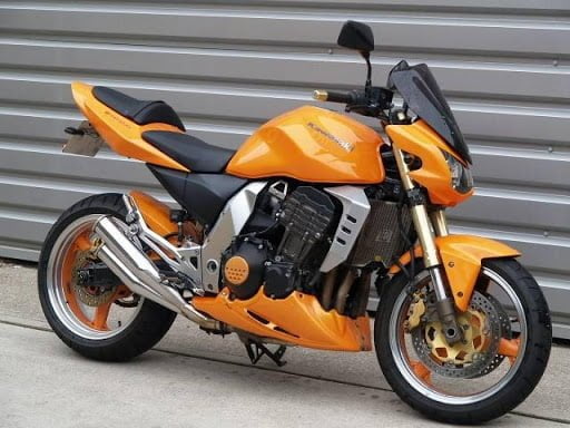 Descargar Manual en Español Kawasaki Z1000 2004 de Usuario PDF GRATIS