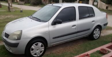 Descargar Manual RENAULT CLIO 2004 de Usuario