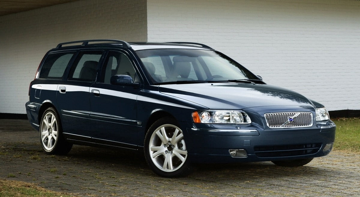 Descargar Manual VOLVO V70 2004 de Usuario