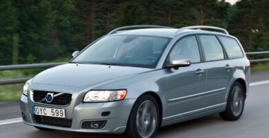 Descargar Manual VOLVO V50 2007 de Usuario