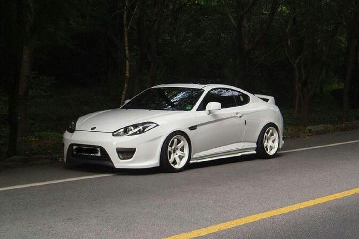 Descargar Manual HYUNDAI COUPE 2007 de Usuario