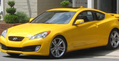 Descargar Manual HYUNDAI COUPE 2008 de Usuario