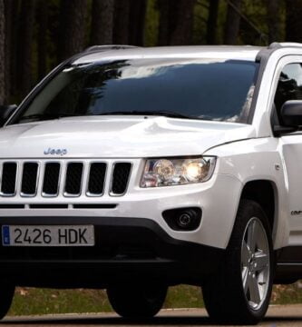 Descargar Manual JEEP COMPASS 2011 de Usuario en PDF Gratis