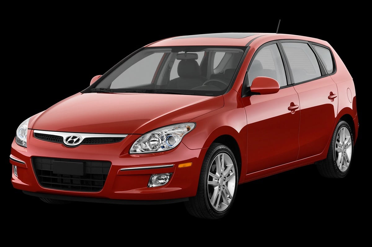 Descargar Manual HYUNDAI ELANTRA TOURING 2011 de Usuario