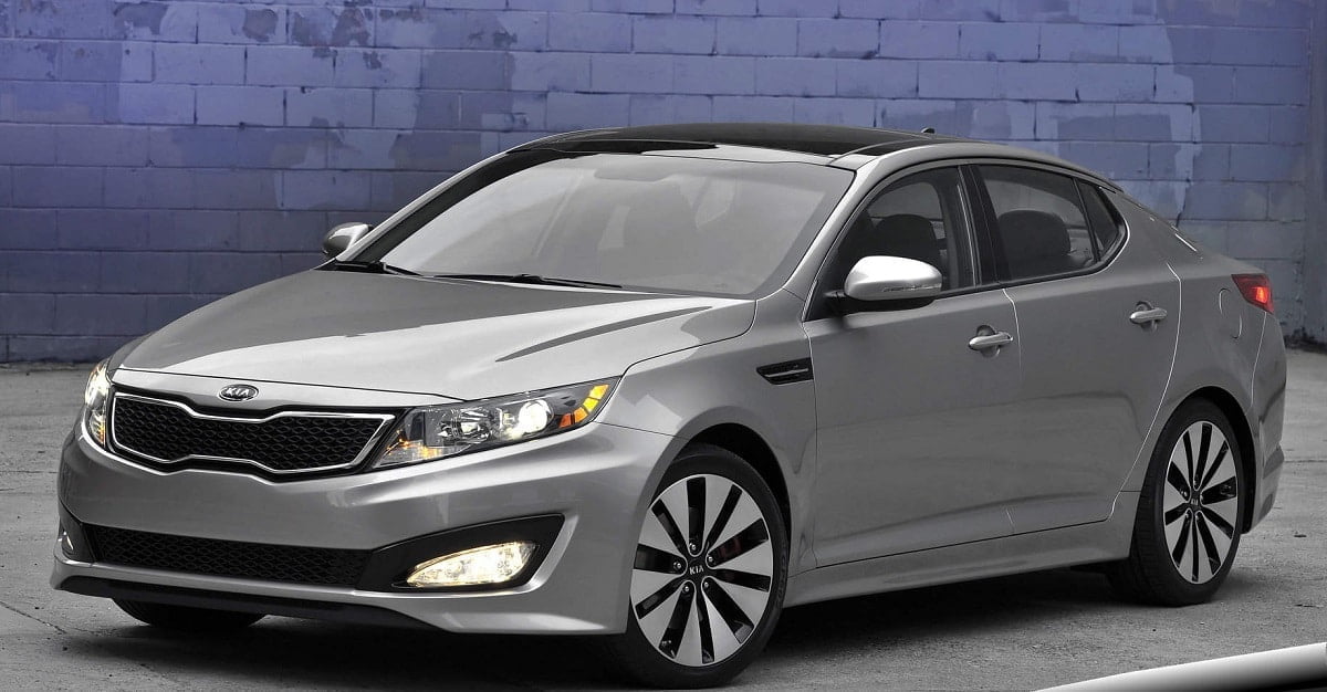 Descargar Manual KIA Optima 2011 de Usuario