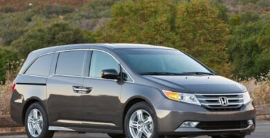 Descargar Manual Honda Odyssey 2012 de Usuario