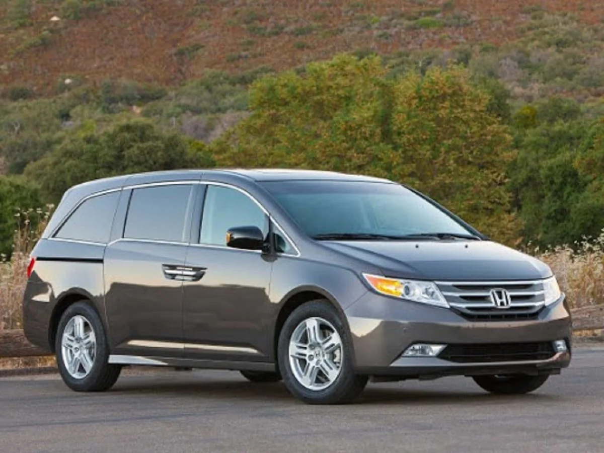 Descargar Manual Honda Odyssey 2012 de Usuario