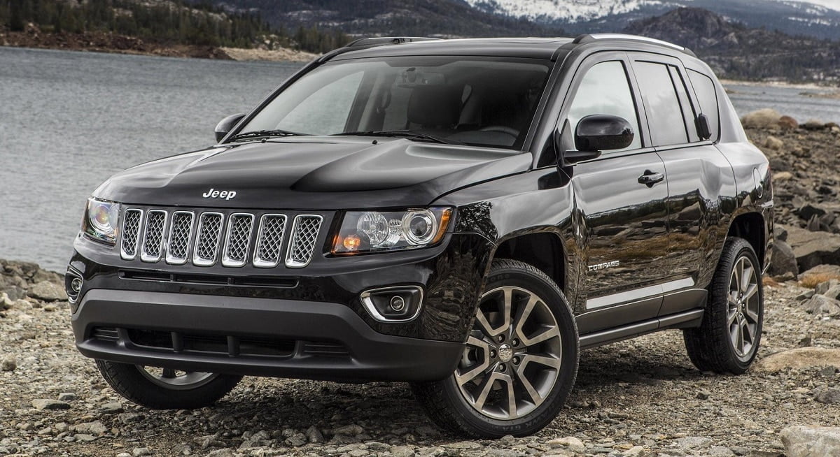 Descargar Manual JEEP COMPASS 2013 de Usuario en PDF Gratis