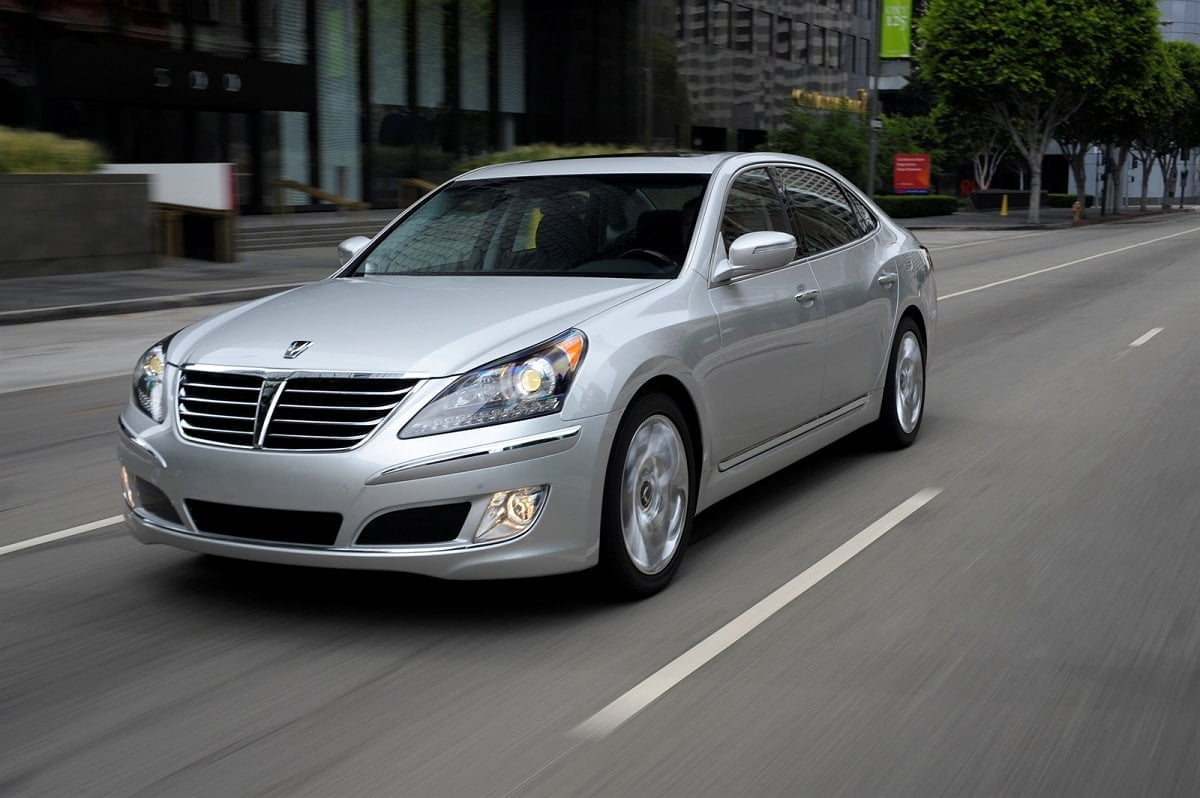 Descargar Manual HYUNDAI EQUUS 2013 de Usuario