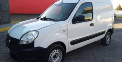 Descargar Manual RENAULT KANGOO 2015 de Usuario