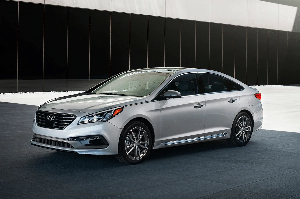 Descargar Manual HYUNDAI SONATA 2015 de Usuario