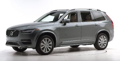 Descargar Manual VOLVO XC90 2016 de Usuario