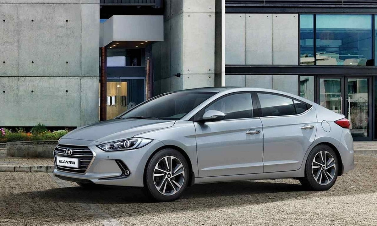 Descargar Manual HYUNDAI ELANTRA 2016 de Usuario