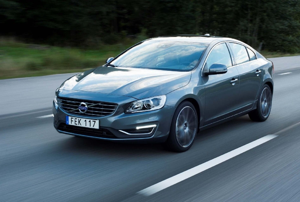 Descargar Manual VOLVO S60 2017 de Usuario