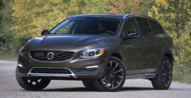 Descargar Manual VOLVO V60 2017 de Usuario