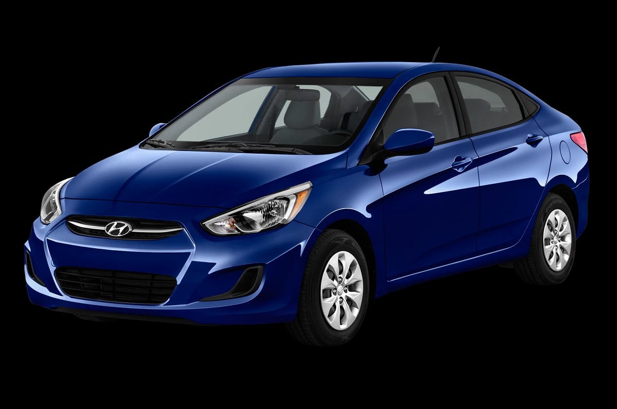 Descargar Manual HYUNDAI ACCENT BLUE 2017 de Usuario