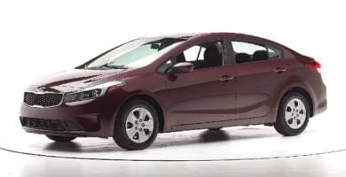 Descargar Manual KIA Forte 2017 de Usuario