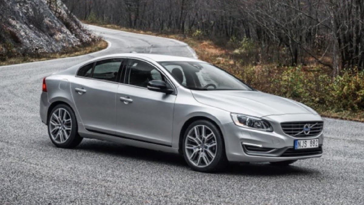 Descargar Manual VOLVO S60 2018 de Usuario