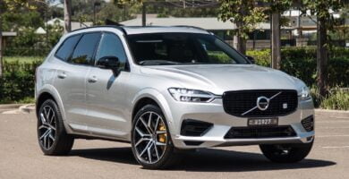 Descargar Manual VOLVO XC60 2020 de Usuario